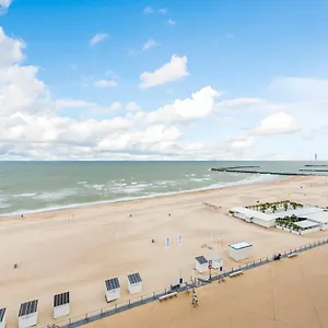Seaview For 2 In , Oostende België
